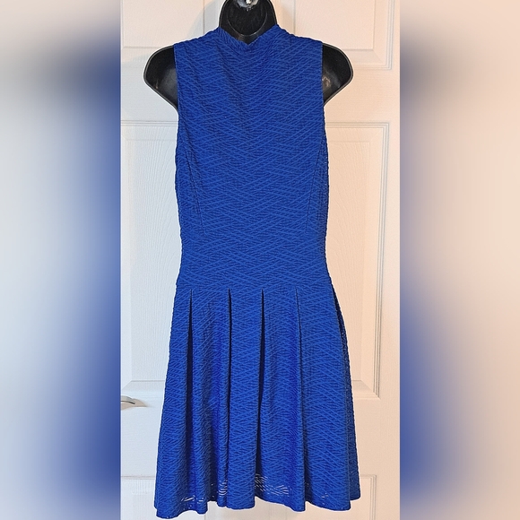 Guess Blue Sleeveless Dress - Picture 4 of 9